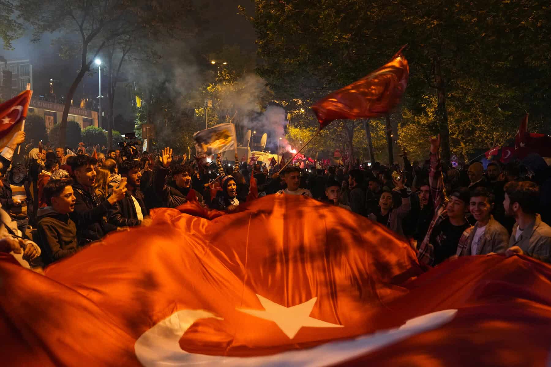 Türkei-Wahlen: Die sehr lange Wahlnacht und ihre Folgen
