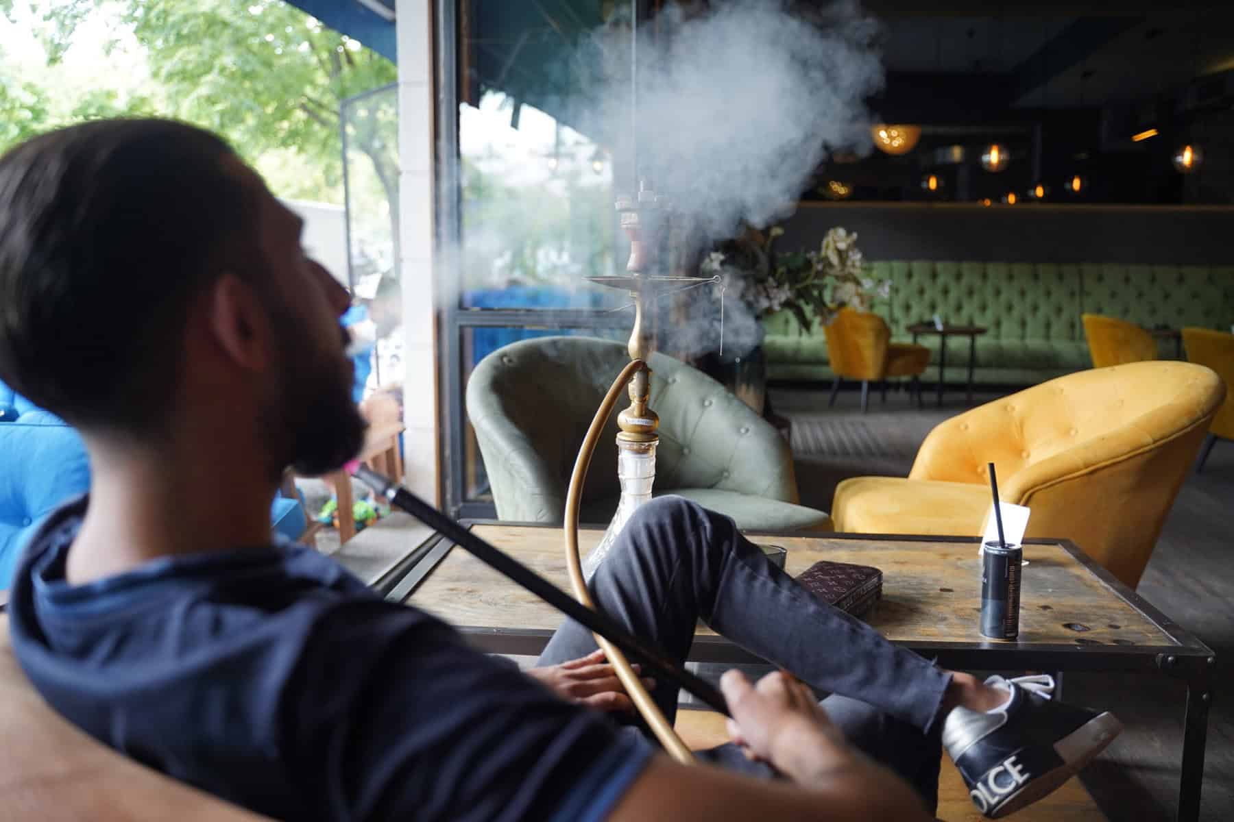 Neue Vorschrift: Legales Shisha-Geschäft bricht massiv ein