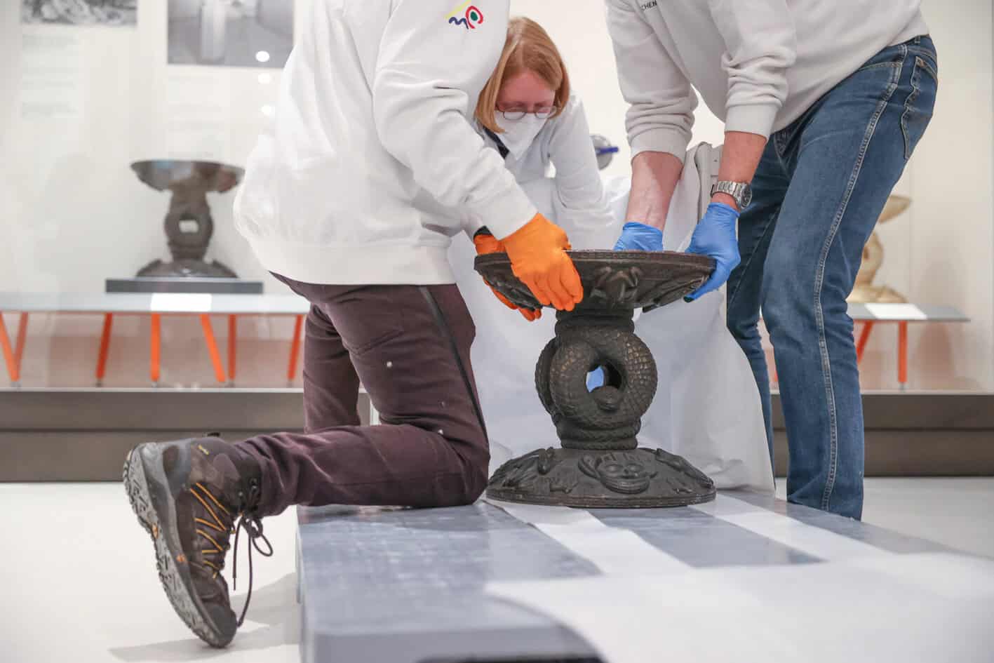 Erbe des Kolonialismus: Deutschland gibt gestohlene Kunststücke zurück