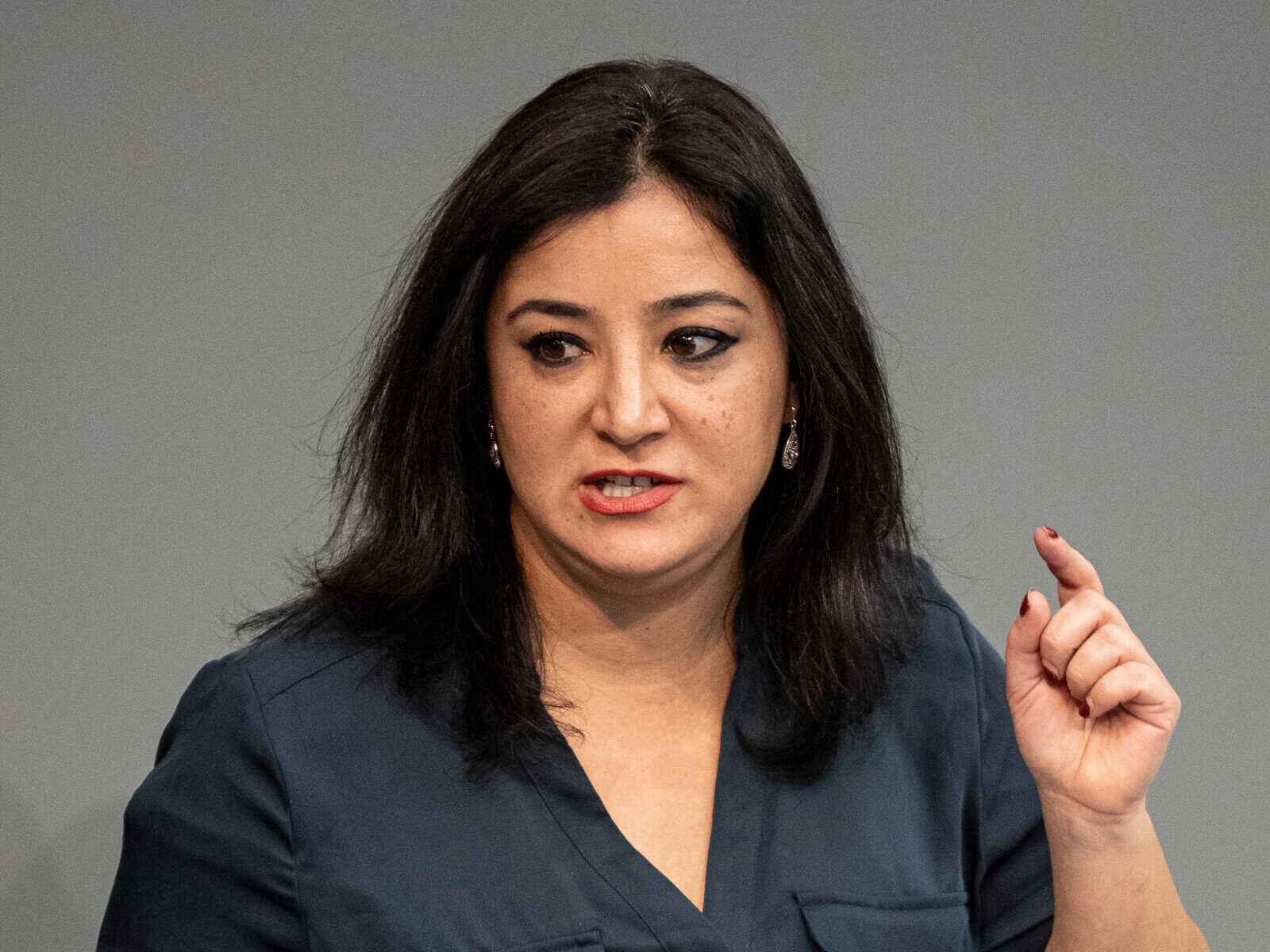 Bundestagsabgeordnete und PKK-Unterstützerin kurzzeitig in der Türkei festgenommen