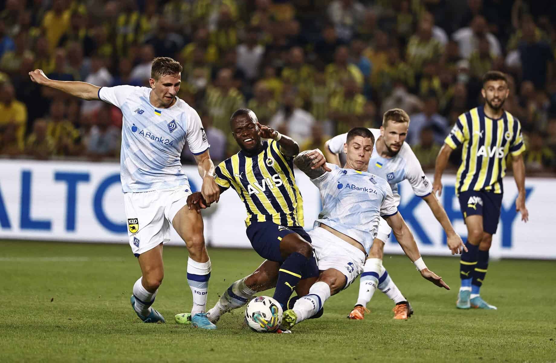 Fenerbahçe enttäuscht gegen Kiew – Fans sorgen für Eklat