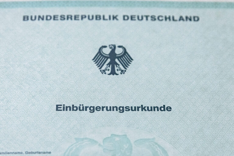 Größte Zahl an Einbürgerungen seit der Jahrtausendwende