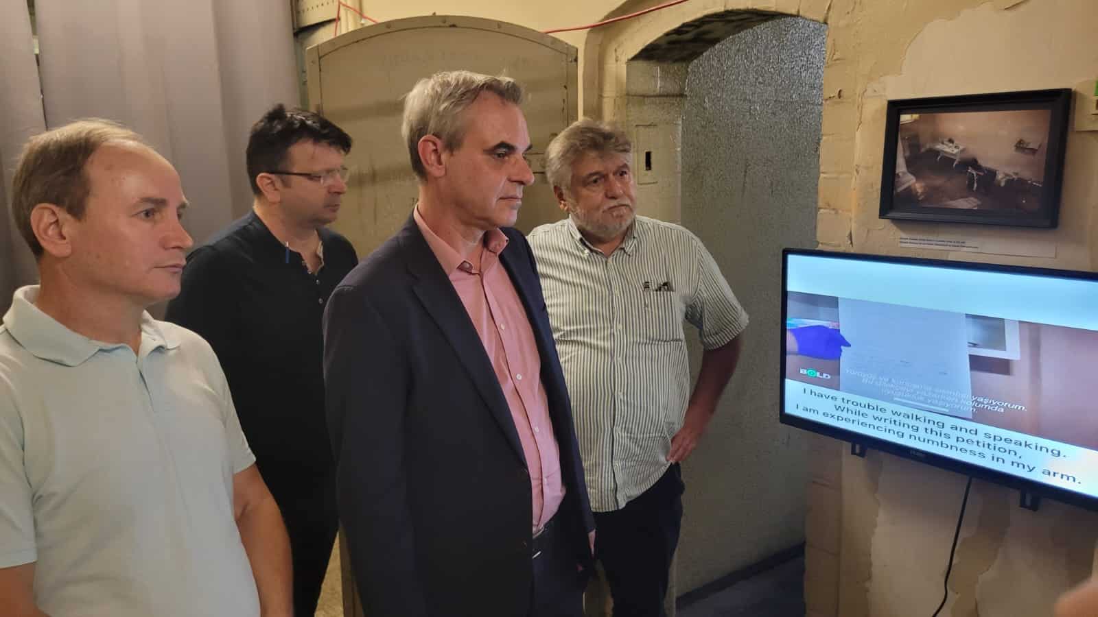 DJV-Präsident Überall: „Die Ausstellung entlarvt die Unmenschlichkeit in der Türkei“