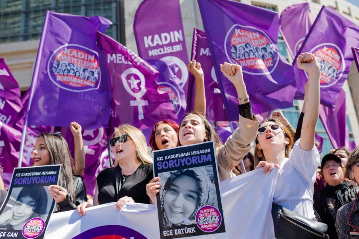 Türkisches Gericht stellt Verfahren gegen Frauenrechtsgruppe ein