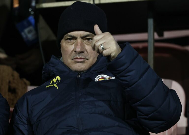 Europa League: Fener und Gala in den Play-offs, Beşiktaş ganz raus