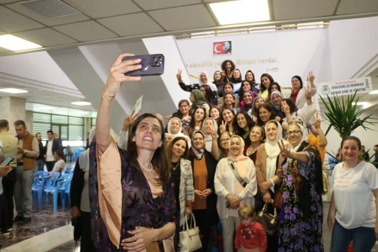 Wie sich eine Frau in einer Islamisten-Hochburg durchsetzte