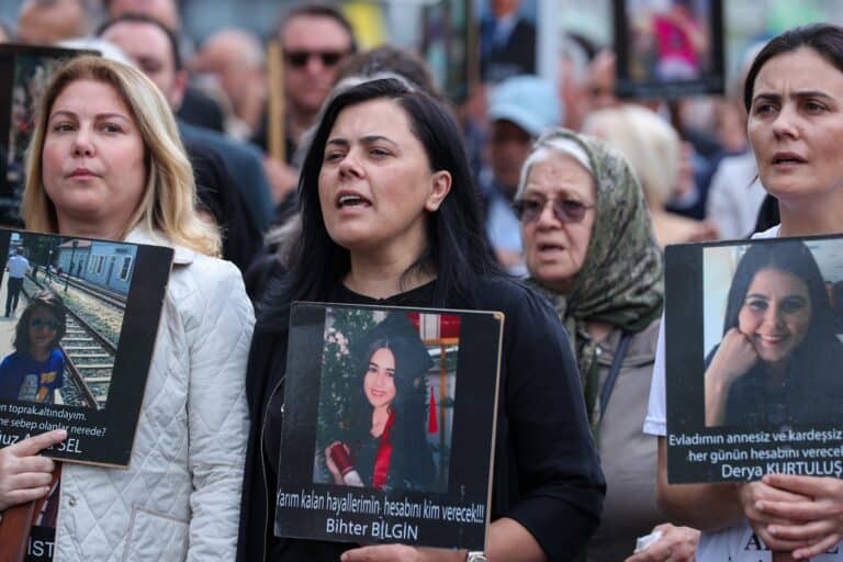 Fast sechs Jahre nach Zugunglück von Çorlu: Gericht fällt Urteil