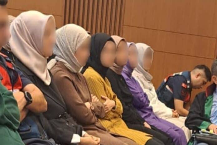 Prozess in der Türkei: Erste Freisprüche für minderjährige Mädchen