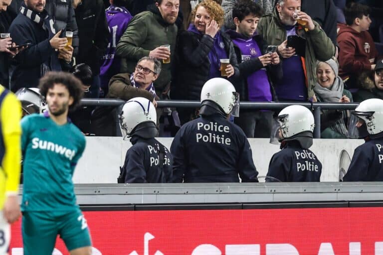 Europa League: Tumulte bei Fenerbahçe-Spiel in Belgien, Galatasaray scheidet aus