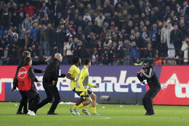 Fenerbahçe: Austritt aus der Süper Lig vorerst vom Tisch